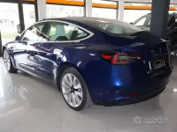 Usata Tesla Model 3 Long Range AWD 152 kW (208 CV) 2019 Bluazzurro Berlina
