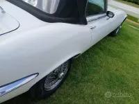 Usata Jaguar E-Type 272 CV (200 kW) 1970 Bianco Cabrio