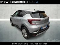 Usata Renault Captur Intens 160 CV (117 kW) 2022 Argento SUV