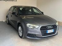 Usata Audi A3 Business 116 CV (85 kW) 2018 Grigio Berlina