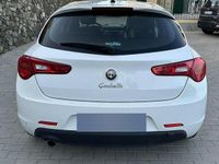 Usata Alfa Romeo Giulietta Progression 120 CV (88 kW) 2015 Bianco Utilitaria