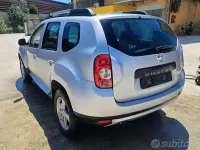 Usata Dacia Duster 110 CV (80 kW) 2011 Grigio SUV