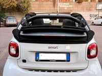 Usata Smart ForTwo Electric Drive Passion 60 kW (82 CV) 2023 Bianco Cabrio