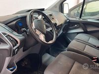 Usata Ford Transit Custom Trend 131 CV (96 kW) 2017 Grigio Monovolume