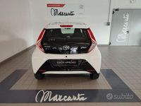 Usata Toyota Aygo Connect Style 72 CV (52 kW) 2020 Bianco Utilitaria