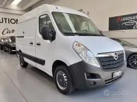 Usata Opel Movano 125 CV (91 kW) 2015 Bianco Monovolume