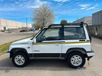 Usata Suzuki Vitara 75 CV (55 kW) 1990 Bianco SUV