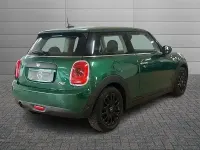 Usata Mini Cooper 75 CV (55 kW) 2019 Island blue met Utilitaria
