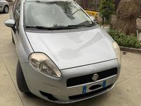 Usata Fiat Grande Punto 75 CV (55 kW) 2006 Grigio Utilitaria