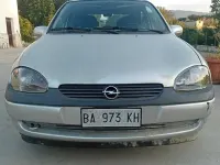 Usata Opel Corsa 90 CV (66 kW) 1999 Grigio Berlina