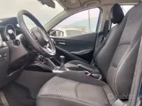 Usata Mazda 2 Essence 75 CV (55 kW) 2019 Bluazzurro Berlina