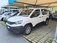 Begagnad Peugeot Rifter Active 110 HK (80 kW) 2019 Vit Minibuss