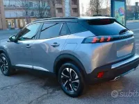 Usata Peugeot 2008 GT 131 CV (96 kW) 2022 Grigio SUV