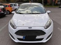 Usata Ford Fiesta Business Edition 80 CV (58 kW) 2013 Bianco Utilitaria