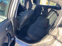 Usata Peugeot 208 Active 81 CV (59 kW) 2015 Argento Utilitaria