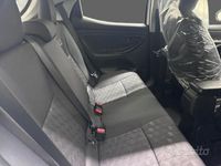 Nuova Toyota Yaris Hybrid Active 92 CV (67 kW) 2025 Bianco Berlina