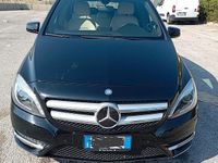 Usata Mercedes B180 2012 Nero Monovolume