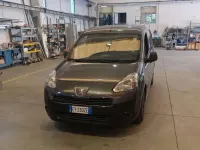 Usata Peugeot TePee Access 92 CV (67 kW) 2015 Verde Station wagon