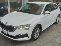 Usata Skoda Scala Ambition 110 CV (80 kW) 2020 Bianco Utilitaria