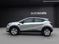 Usata Renault Captur Equilibre 101 CV (74 kW) 2024 Grigio SUV