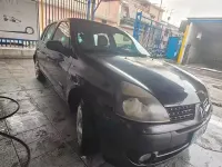 Usata Renault Clio II 75 CV (55 kW) 2004 Nero Berlina