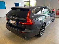 Usata Volvo V60 Business Edition 197 CV (144 kW) 2021 Blu/azzurro Station wagon
