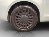 Usata Lancia Ypsilon Silver 70 CV (51 kW) 2023 Verde Utilitaria