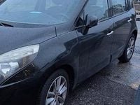Usata Renault Scénic III Luxe 110 CV (80 kW) 2009 Nero Monovolume