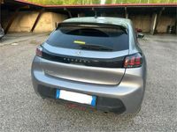 usata Peugeot 208 1.2 neopatentati