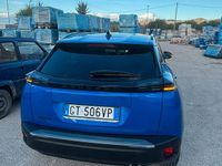 Usata Peugeot 2008 Allure 100 CV (73 kW) 2024 Blu SUV