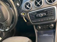 Usata Mercedes GLA200 Premium 136 CV (100 kW) 2014 Grigio SUV