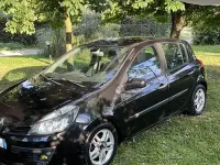 Usata Renault Clio III 75 CV (55 kW) 2007 Nero Berlina