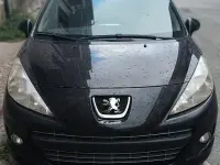 Usata Peugeot 207 68 CV (50 kW) 2012 Nero Berlina