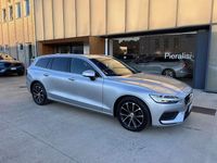 Usata Volvo V60 Business Edition 150 CV (110 kW) 2020 Argento Station wagon