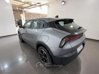 Nuova Alfa Romeo Junior 61 kW (84 CV) 2025 Gray SUV