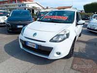 Usata Renault Clio II 75 CV (55 kW) 2010 Bianco Berlina