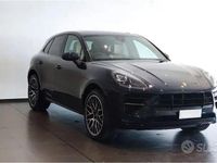 Usata Porsche Macan Turbo 353 CV (259 kW) 2019 Blu SUV