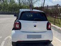 Usata Smart ForFour 71 CV (52 kW) 2016 Bianco Utilitaria