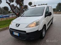 Occasion Peugeot Partner 92 ch (67 kW) 2011 Blanc Monospace