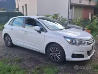 Usata Citroën C4 99 CV (72 kW) 2016 Bianco Berlina
