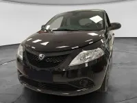Usata Lancia Ypsilon Silver 70 CV (51 kW) 2023 Nero Utilitaria