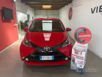 Usata Toyota Aygo X-play 69 CV (50 kW) 2017 Utilitaria