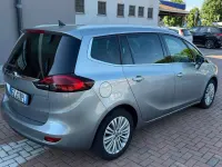Usata Opel Zafira Tourer Cosmo 120 CV (88 kW) 2015 Grigio Monovolume