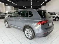 Usata VW Tiguan R-line 177 CV (130 kW) 2022 Grigio SUV