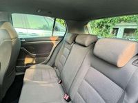 Usata VW Golf V Trendline 105 CV (77 kW) 2007 Berlina