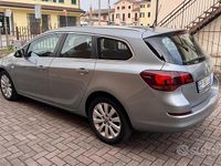 Usata Opel Astra 110 CV (80 kW) 2012 Grigio Station wagon