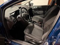 Usata Ford Fiesta 95 CV (69 kW) 2017 Blu Berlina