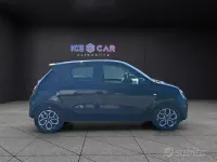 Usata Renault Twingo 30 kW (42 CV) 2023 Nero Utilitaria