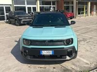 Usata Renault 4 E-Tech Komfort 77 kW (106 CV) 2025 Verde acqua SUV
