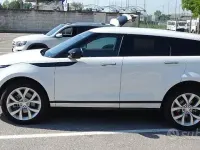 Usata Land Rover Range Rover evoque R-Dynamic 163 CV (119 kW) 2022 Bianco SUV